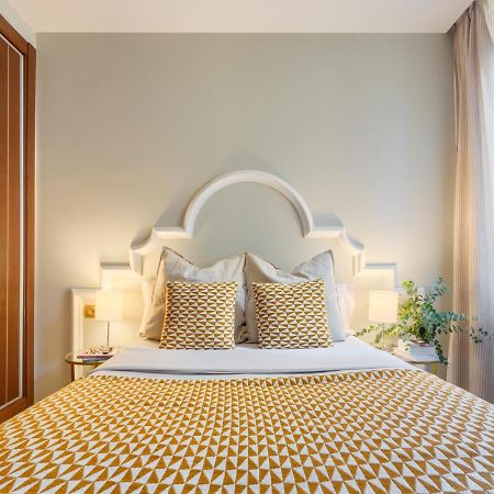 Apartamentos Suites Oficentro Málaga Extérieur photo