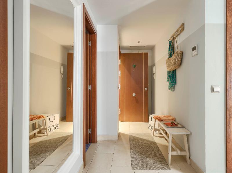 Apartamentos Suites Oficentro Málaga Extérieur photo